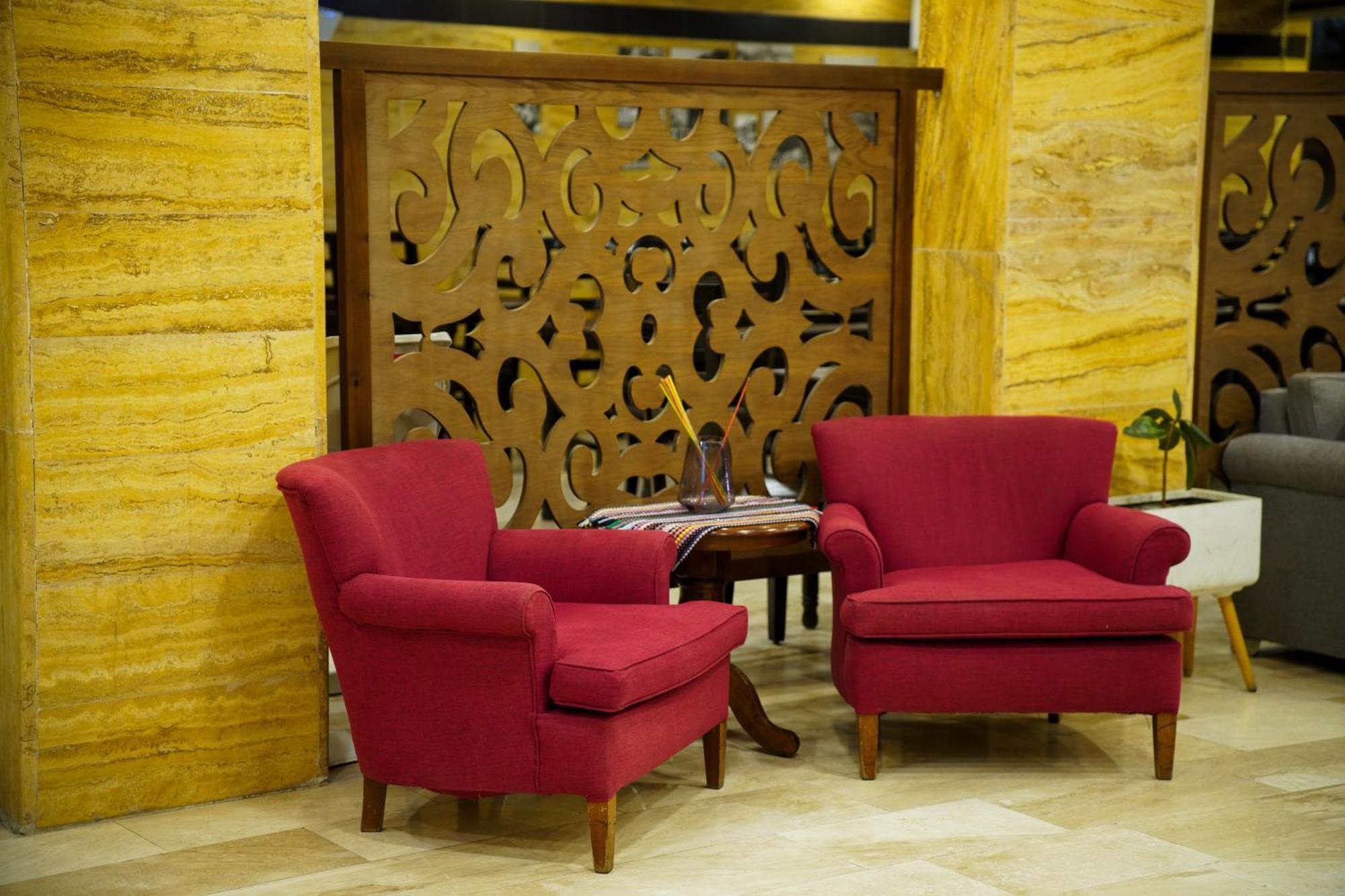 Petra Corner Hotel Exterior photo